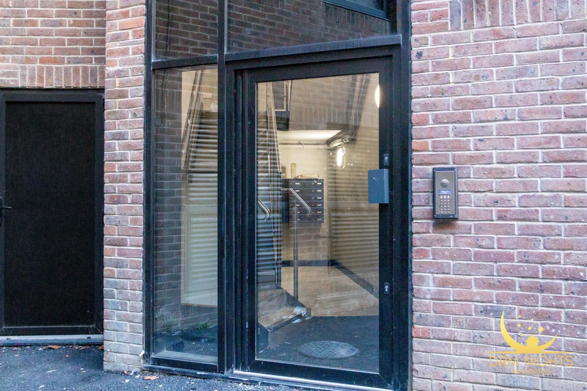 Modern 1-Bedroom Apartment In Leeds City Centre Sleeps 2 Central Station Εξωτερικό φωτογραφία